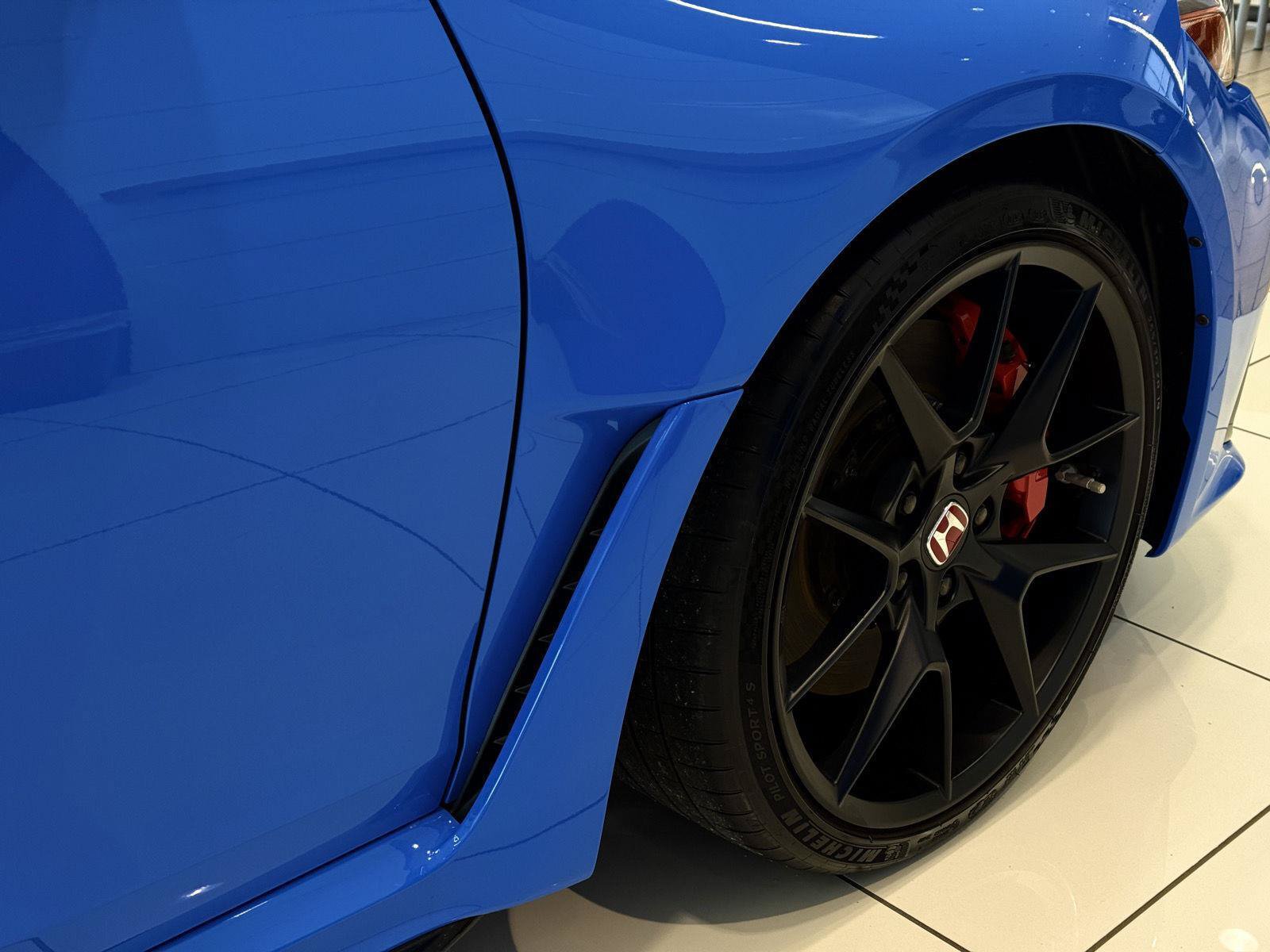 Used 2024 Honda Civic Type R image 7