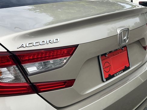 Used 2018 Honda Accord LX image 30