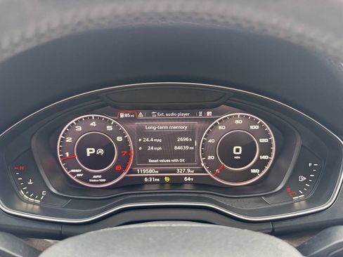 Used 2018 Audi Q5 2.0T Premium AWD/4WD image 16