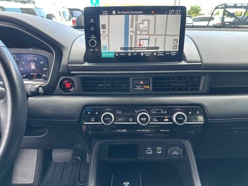 Used 2023 Honda Pilot Elite image 20