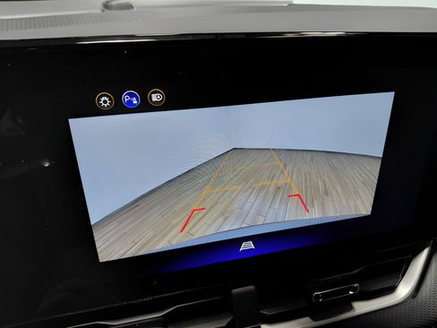 Used 2026 Chevrolet Equinox LT FWD image 7