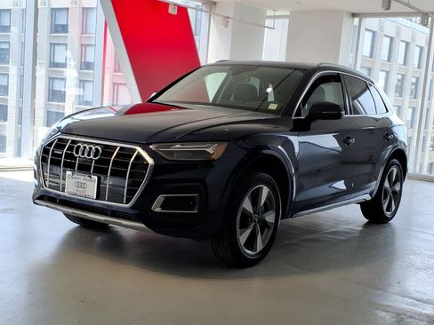 Used 2025 Audi Q5 2.0T Premium Plus AWD/4WD image 1