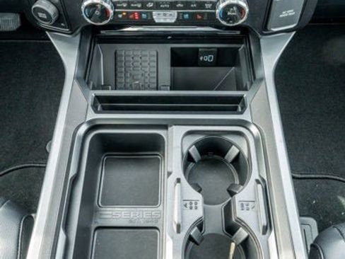 New 2026 Ford F250 Lariat w/ Black Appearance Package image 23