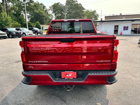 Used 2021 Chevrolet Silverado 1500 Custom w/ Safety Confidence Package AWD/4WD image 4