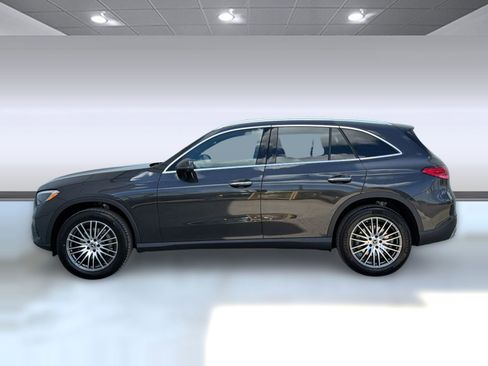New 2026 Mercedes-Benz GLC 300 4MATIC image 2