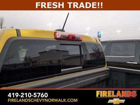 Used 2023 Chevrolet Colorado Trail Boss w/ Technology Package image 17