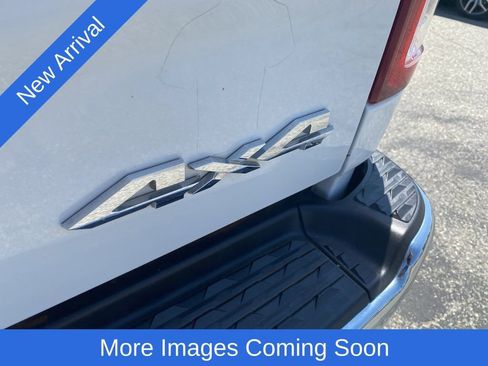 Used 2022 RAM 2500 Big Horn AWD/4WD image 14