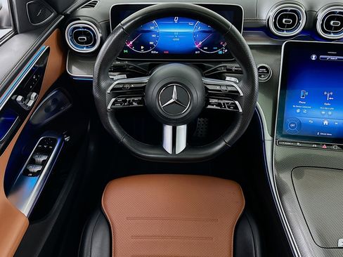 Used 2023 Mercedes-Benz C 300 4MATIC Sedan image 19