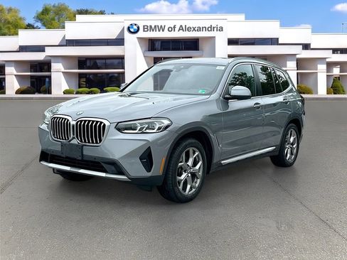 Used 2023 BMW X3 xDrive30i w/ Premium Package AWD/4WD image 3