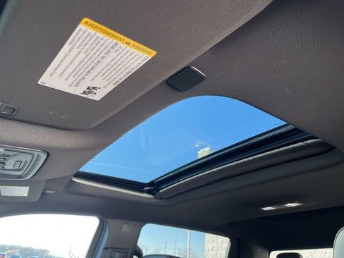 Used 2025 GMC Sierra 1500 AT4 w/ AT4 Premium Package image 14