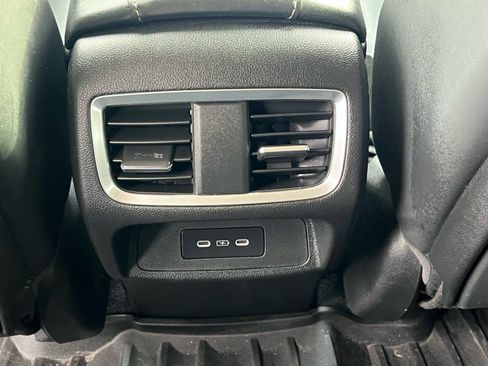 Used 2022 Acura RDX w/ Technology Package image 18