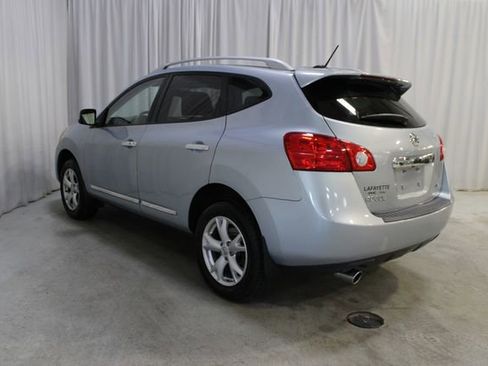 Used 2011 Nissan Rogue SV w/ Premium Pkg image 27