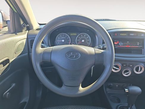 Used 2009 Hyundai Accent GS w/ Popular Equipment Pkg 2 image 11