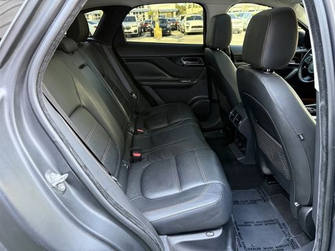 Used 2017 Jaguar F-PACE Prestige AWD/4WD image 17