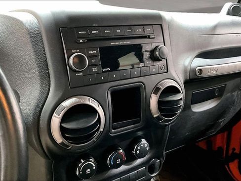 Used 2013 Jeep Wrangler Sport AWD/4WD image 7