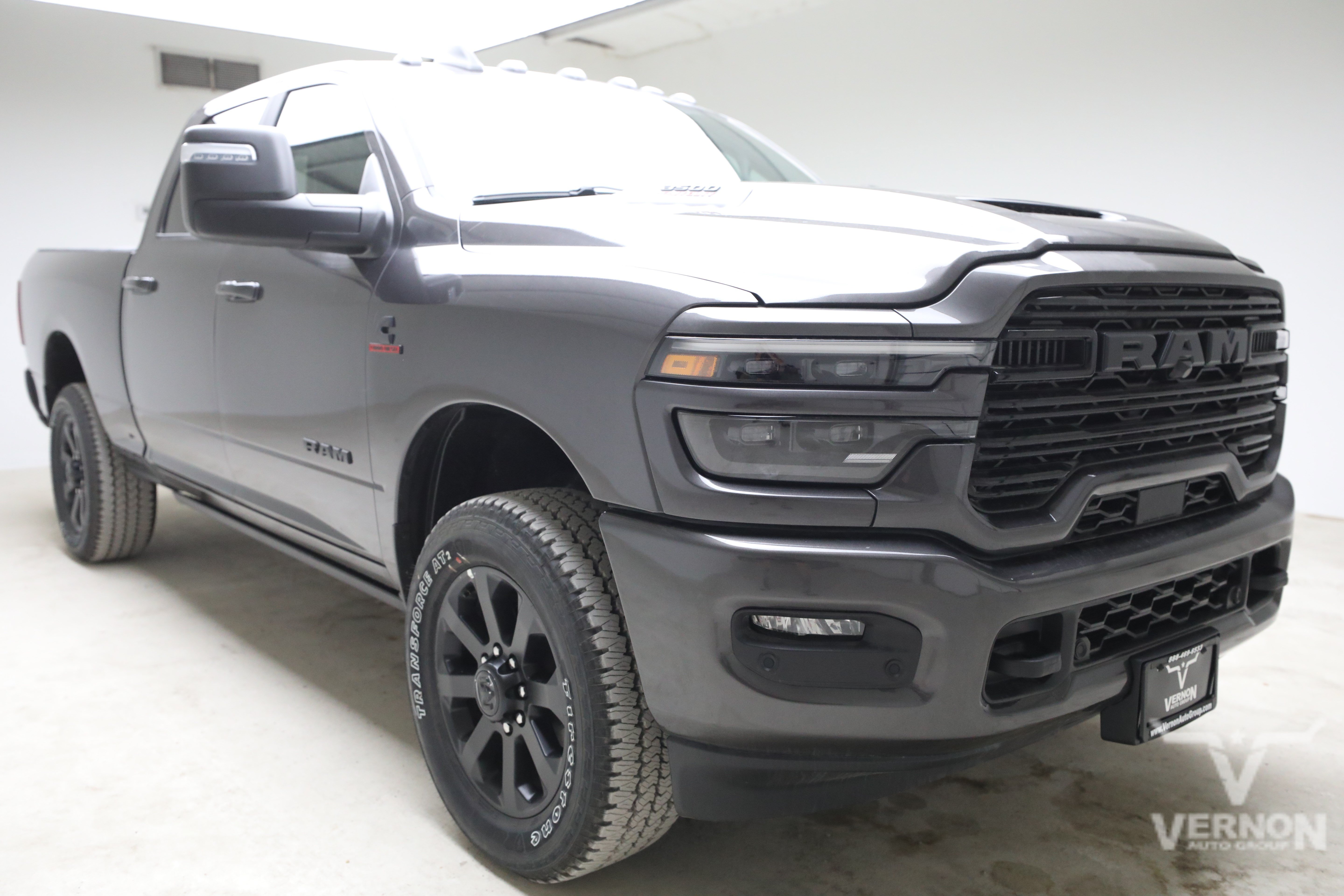 New 2027 RAM 3500 Laramie AWD/4WD image 7