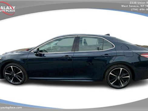 Used 2019 Toyota Camry XSE w/ Carpet Mat Package FWD image 8