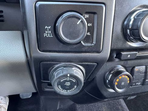 Used 2018 Ford F150 XLT w/ Equipment Group 301A Mid AWD/4WD image 32