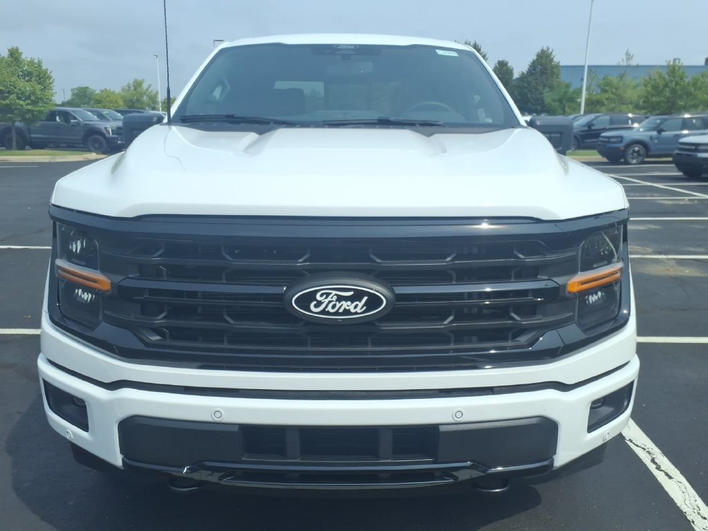 New 2026 Ford F150 XLT w/ Equipment Group 302A MID AWD/4WD image 2