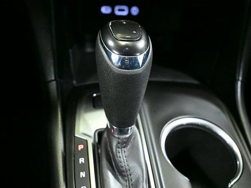 Used 2020 Chevrolet Equinox LT AWD/4WD image 26