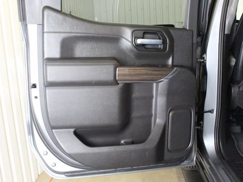 Used 2021 Chevrolet Silverado 1500 LT Trail Boss w/ Bed Protection Package AWD/4WD image 16