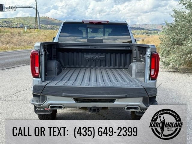 Used 2025 GMC Sierra 1500 AT4 w/ Technology Package AWD/4WD image 5