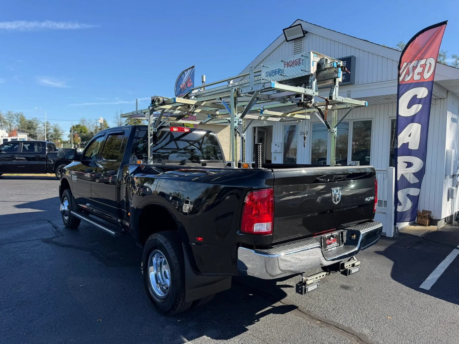 Used 2018 RAM 3500 Tradesman w/ Chrome Appearance Group AWD/4WD image 9