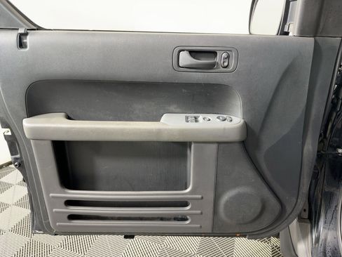 Used 2004 Honda Element EX image 19