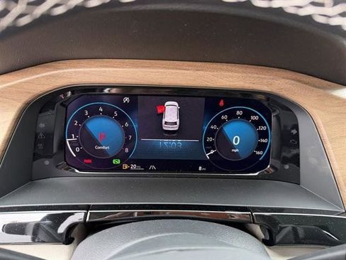 New 2026 Volkswagen Atlas SE image 28