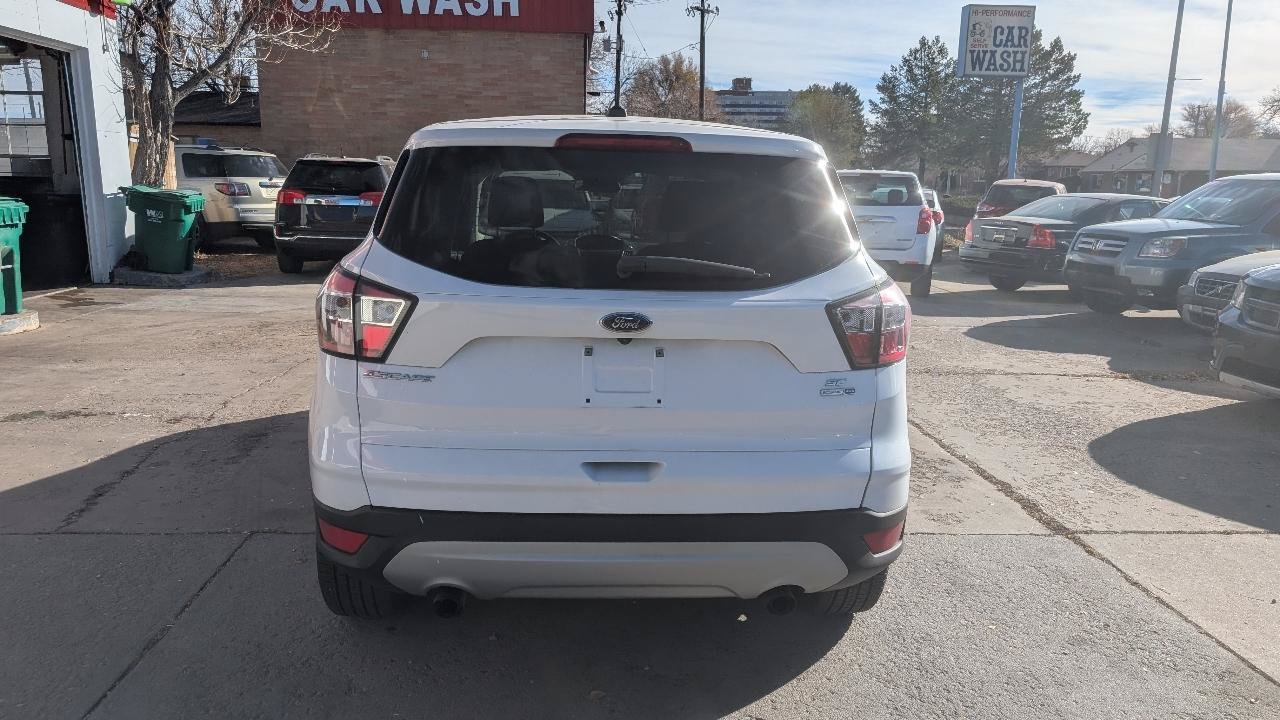 Used 2017 Ford Escape SE AWD/4WD image 6