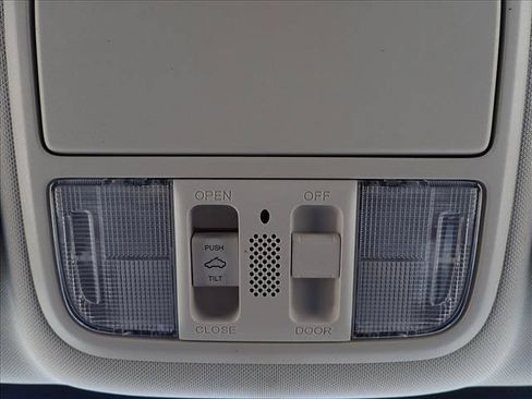 Used 2016 Honda CR-V EX-L image 24