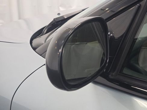 Used 2003 Chrysler Sebring Limited image 68