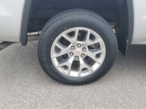 Used 2017 GMC Sierra 1500 SLT w/ SLT Premium Package image 5