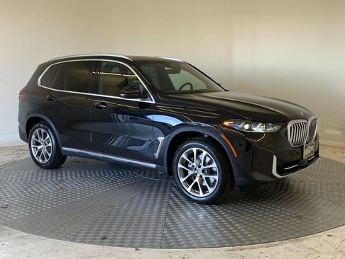 New 2026 BMW X5 xDrive40i w/ Climate Comfort Package image 6