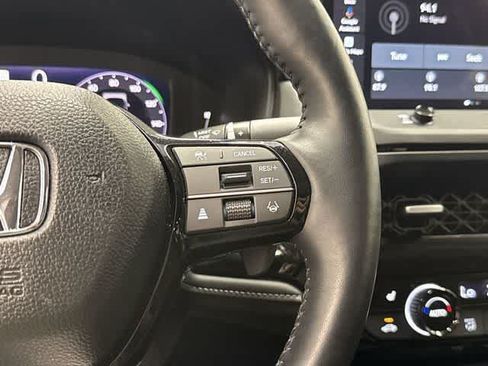 Used 2025 Honda Accord Touring image 18