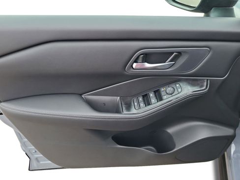 New 2026 Nissan Rogue SV w/ Cold Weather Package image 9