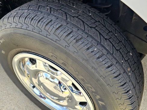 Used 2017 Ford F150 XL w/ Equipment Group 101A Mid AWD/4WD image 18