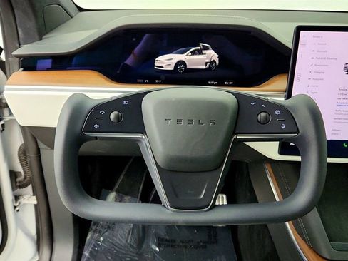 Used 2022 Tesla Model X AWD/4WD image 13