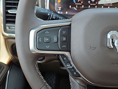 New 2026 RAM 1500 Laramie AWD/4WD image 23
