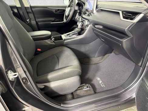 Used 2024 Toyota RAV4 LE FWD image 13