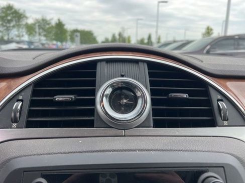 Used 2011 Buick Enclave CXL w/ Trailering Provision Package AWD/4WD image 17