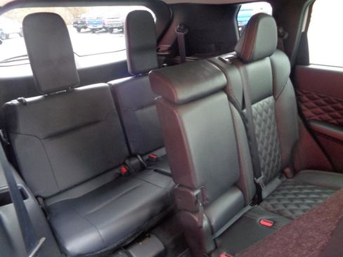 Used 2022 Mitsubishi Outlander SEL image 15