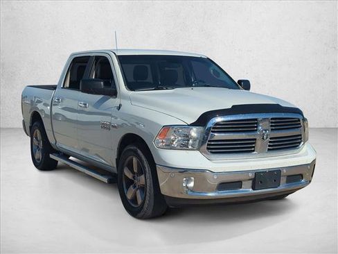 Used 2016 RAM 1500 Lone Star image 3