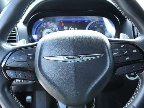 Used 2016 Chrysler 300 S AWD/4WD image 23