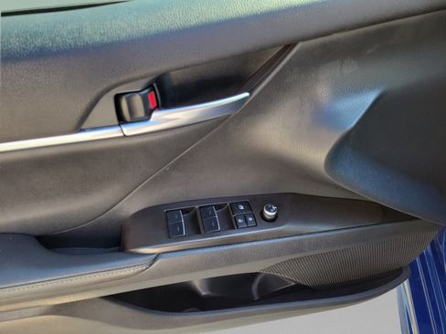 Used 2024 Toyota Camry XSE FWD image 7