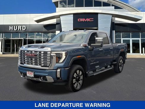 New 2025 GMC Sierra 2500 Denali w/ Denali Reserve Package image 8