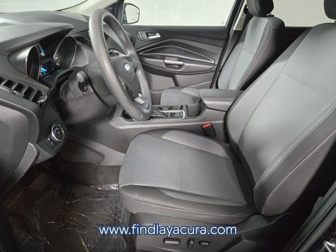 Used 2019 Ford Escape SE image 10