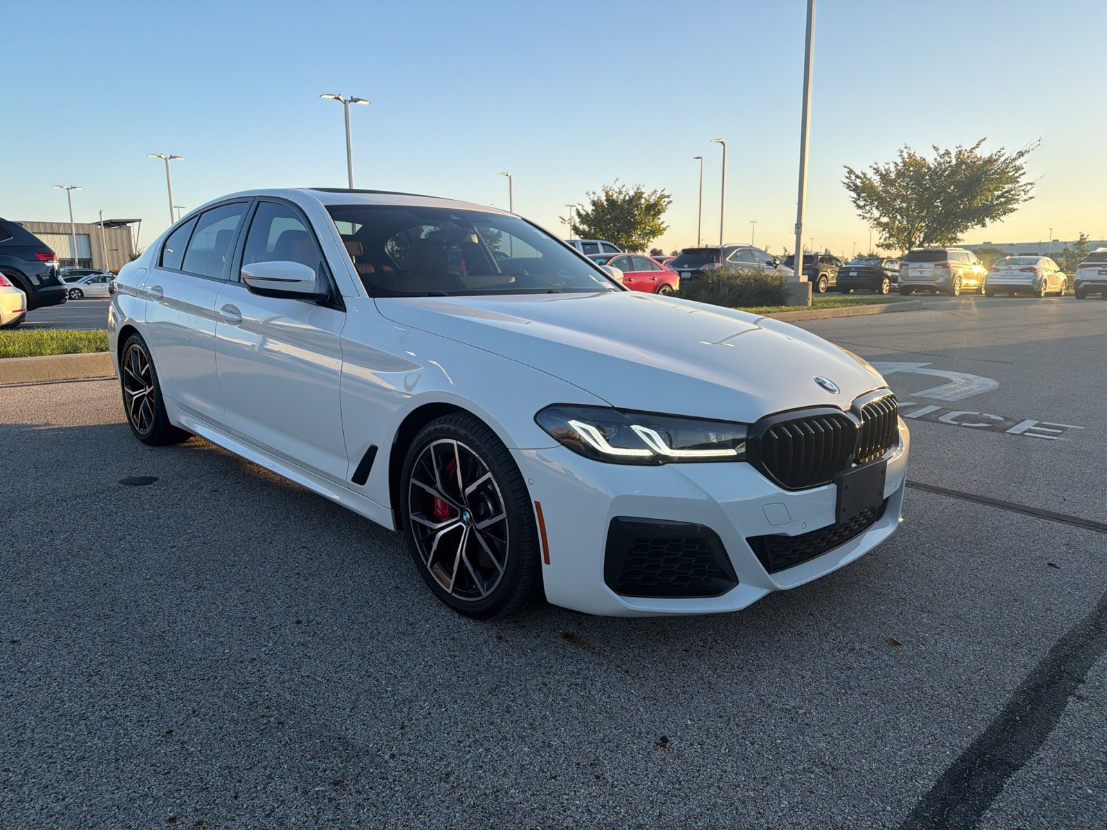 Used 2023 BMW 540i xDrive w/ M Sport Package AWD/4WD image 3