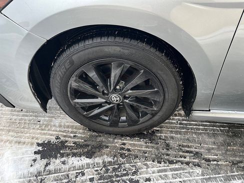 Used 2021 Toyota Camry SE image 13