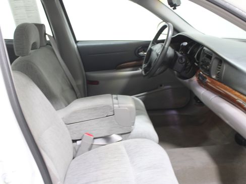 Used 2005 Buick Le Sabre Custom image 21